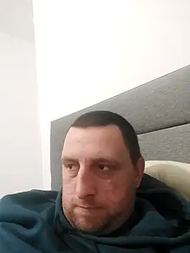 HE-M123 online show from 20, 12, 2025