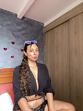 Snapshot of MafeeRoss chatting on 24, 2, 2026 MafeeRoss online show from 24, 2, 2026