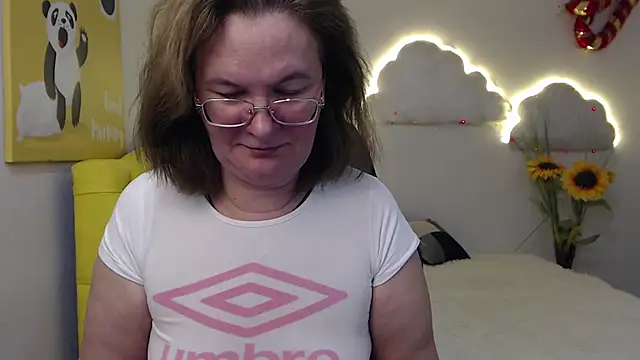 HolyMilfa online show from 8, 2, 2025