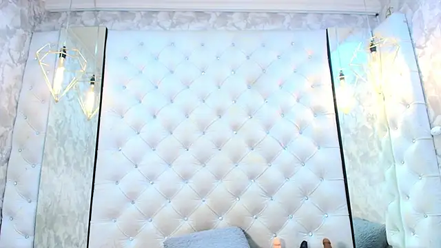 VALENTINA3x online show from 11, 3, 2026