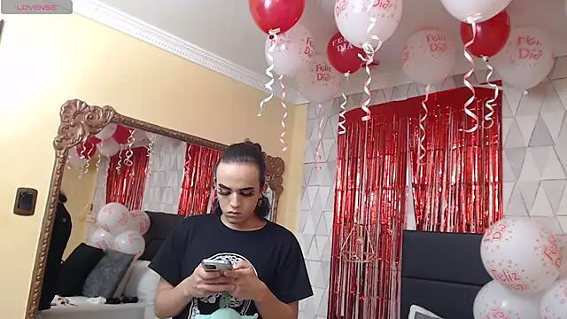 JustinePerry online show from 16, 2, 2025