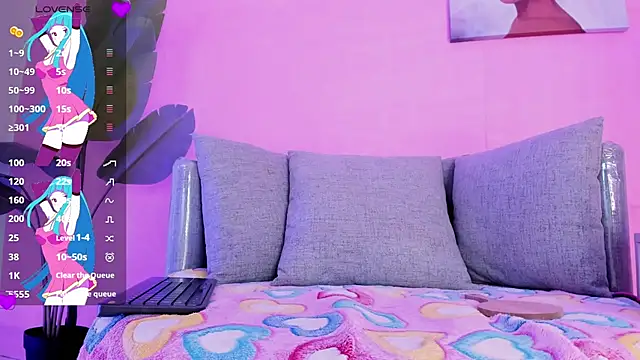 Snapshot of Trixiroy chatting on 9, 11, 2025 Trixiroy online show from 9, 11, 2025