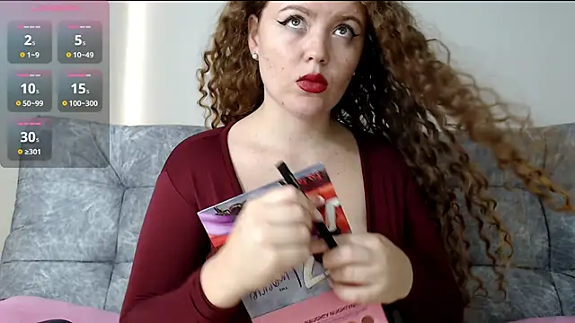 Mia fooxx  online show from 5, 2, 2025