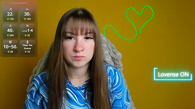 Snapshot of Evelina_GG chatting on 6, 11, 2025 Evelina GG online show from 6, 11, 2025