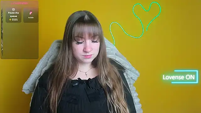 Snapshot of Evelina_GG chatting on 10, 11, 2025 Evelina GG online show from 10, 11, 2025