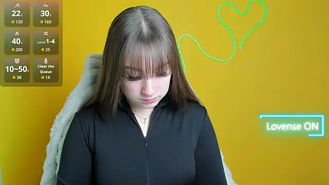 Snapshot of Evelina_GG chatting on 21, 11, 2025 Evelina GG online show from 21, 11, 2025