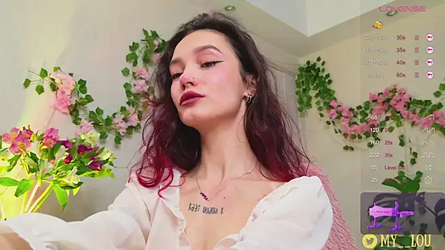 MyLou  online show from 2, 3, 2025