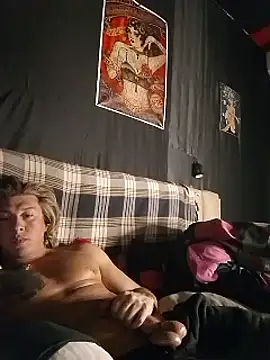 Snapshot of Lovely_milk chatting on 9, 3, 2025 Lovely milk online show from 9, 3, 2025