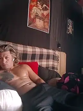 Snapshot of Lovely_milk chatting on 12, 3, 2025 Lovely milk online show from 12, 3, 2025