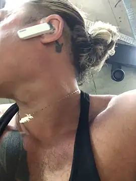 Snapshot of Lovely_milk chatting on 12, 3, 2025 Lovely milk online show from 12, 3, 2025