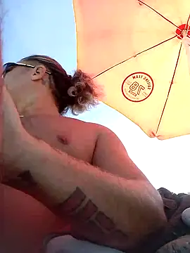 Snapshot of Lovely_milk chatting on 28, 9, 2025 Lovely milk online show from 28, 9, 2025