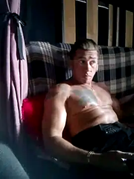 Snapshot of Lovely_milk chatting on 29, 10, 2025 Lovely milk online show from 29, 10, 2025