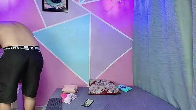 Snapshot of aaron_antonella_mds chatting on 15, 1, 2026 aaron antonella mds online show from 15, 1, 2026