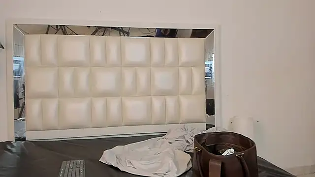 Snapshot of Alhana_pulido chatting on 3, 12, 2024 Alhana pulido online show from 3, 12, 2024