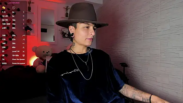 ZuryRamirez  online show from 30, 9, 2025