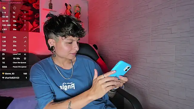 ZuryRamirez  online show from 9, 11, 2025