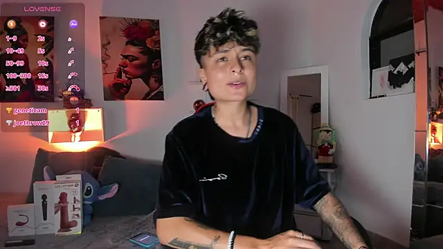 ZuryRamirez  online show from 24, 11, 2025