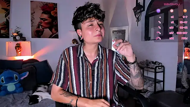 ZuryRamirez  online show from 4, 12, 2025