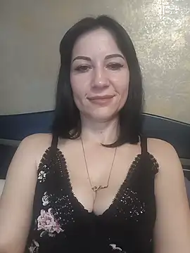 Snapshot of FireLily332 chatting on 30, 12, 2024 FireLily332 online show from 30, 12, 2024