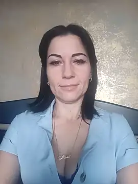 Snapshot of FireLily332 chatting on 3, 1, 2025 FireLily332 online show from 3, 1, 2025