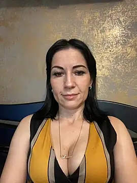 Snapshot of FireLily332 chatting on 3, 1, 2025 FireLily332 online show from 3, 1, 2025
