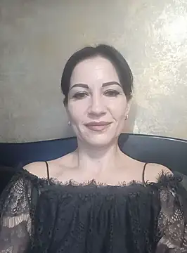 Snapshot of FireLily332 chatting on 18, 1, 2025 FireLily332 online show from 18, 1, 2025