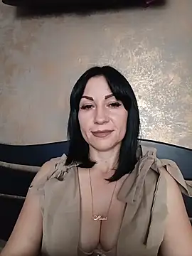 Snapshot of FireLily332 chatting on 1, 2, 2025 FireLily332 online show from 1, 2, 2025