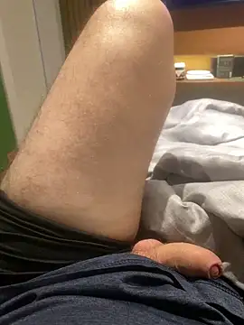 Snapshot of Hjsjsjsjjd chatting on 16, 10, 2025 Hjsjsjsjjd online show from 16, 10, 2025