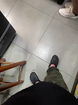 Snapshot of Hjsjsjsjjd chatting on 20, 10, 2025 Hjsjsjsjjd online show from 20, 10, 2025