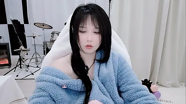 Vaness-a online show from 7, 4, 2026