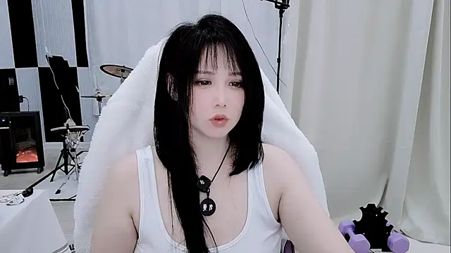 Vaness-a online show from 12, 4, 2026