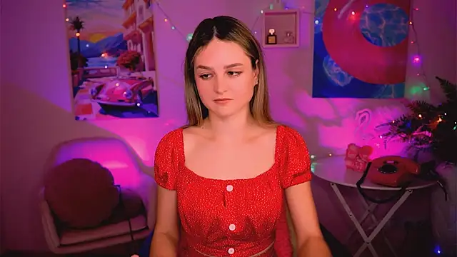 Snapshot of DeboraLarson chatting on 29, 12, 2024 DeboraLarson online show from 29, 12, 2024