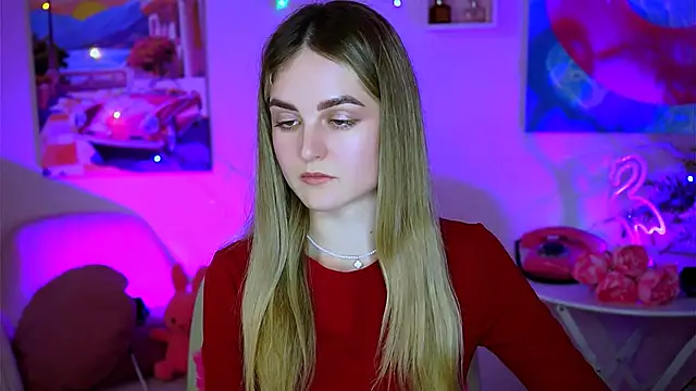 Snapshot of DeboraLarson chatting on 14, 2, 2025 DeboraLarson online show from 14, 2, 2025