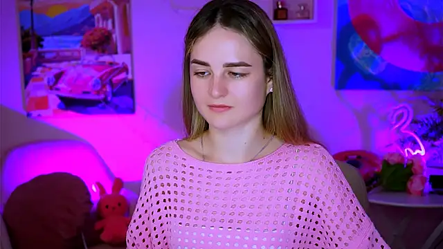 Snapshot of DeboraLarson chatting on 15, 2, 2025 DeboraLarson online show from 15, 2, 2025