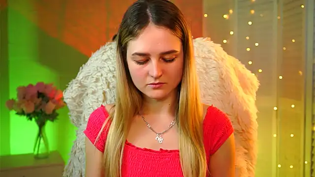 Snapshot of DeboraLarson chatting on 5, 2, 2026 DeboraLarson online show from 5, 2, 2026