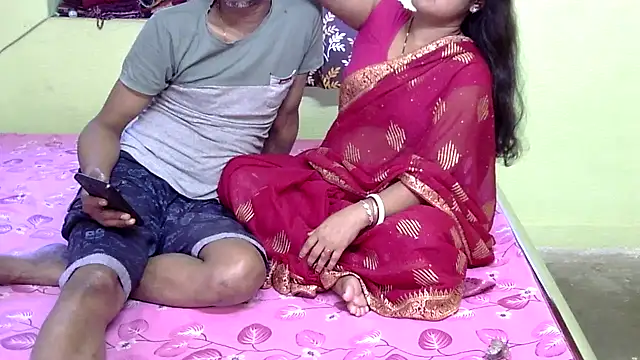 Snapshot of Couple_For_You18 chatting on 8, 3, 2025 Couple For You18 online show from 8, 3, 2025