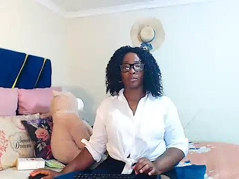 veronica1xxx online show from 18, 12, 2025