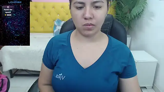 candiapole online show from 19, 3, 2025