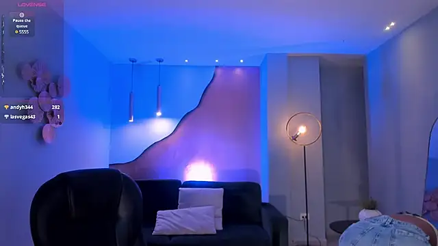 Snapshot of GabriellaLee chatting on 2, 3, 2025 GabriellaLee online show from 2, 3, 2025