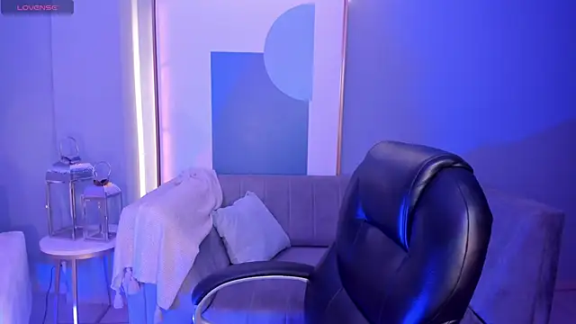 Snapshot of GabriellaLee chatting on 14, 3, 2025 GabriellaLee online show from 14, 3, 2025