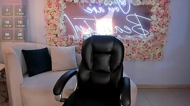 Snapshot of GabriellaLee chatting on 27, 9, 2025 GabriellaLee online show from 27, 9, 2025