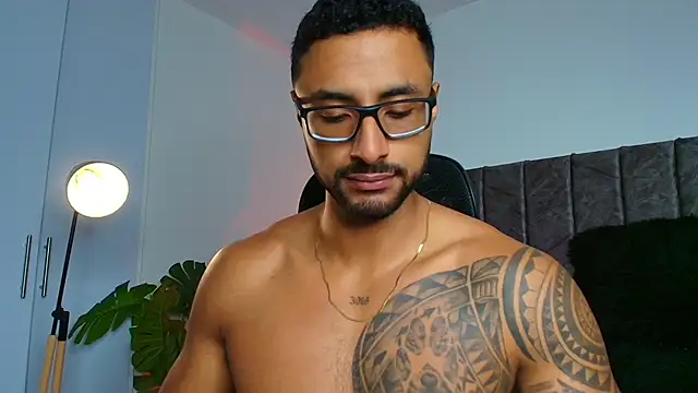 Snapshot of LiamGarcia1 chatting on 30, 10, 2025 LiamGarcia1 online show from 30, 10, 2025