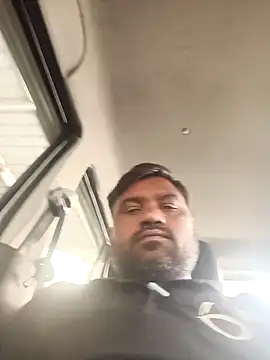 pintuS40 online show from 23, 1, 2025