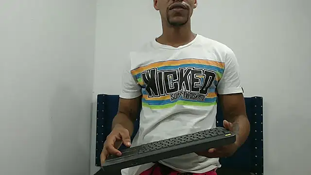 Snapshot of Salomon_koude chatting on 1, 3, 2025 Salomon koude online show from 1, 3, 2025