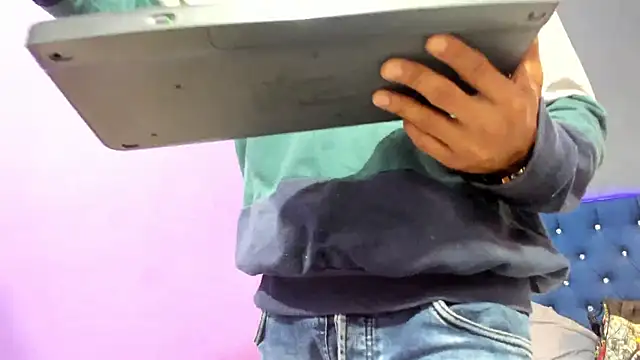 Snapshot of Salomon_koude chatting on 17, 10, 2025 Salomon koude online show from 17, 10, 2025