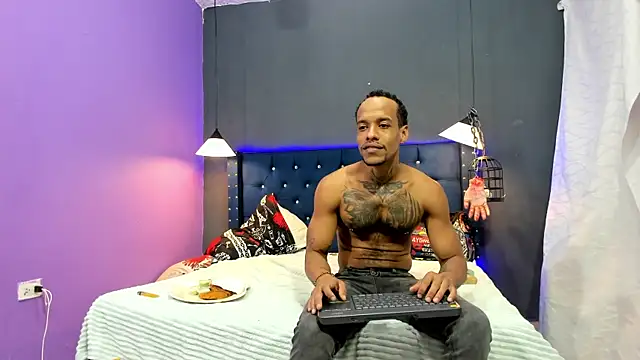 Snapshot of Salomon_koude chatting on 26, 10, 2025 Salomon koude online show from 26, 10, 2025