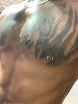 Snapshot of Salomon_koude chatting on 3, 12, 2025 Salomon koude online show from 3, 12, 2025