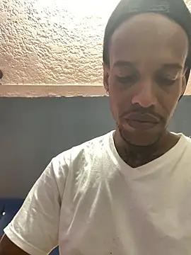 Snapshot of Salomon_koude chatting on 15, 12, 2025 Salomon koude online show from 15, 12, 2025