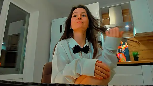 Snapshot of ameli_moon chatting on 14, 1, 2025 ameli moon online show from 14, 1, 2025