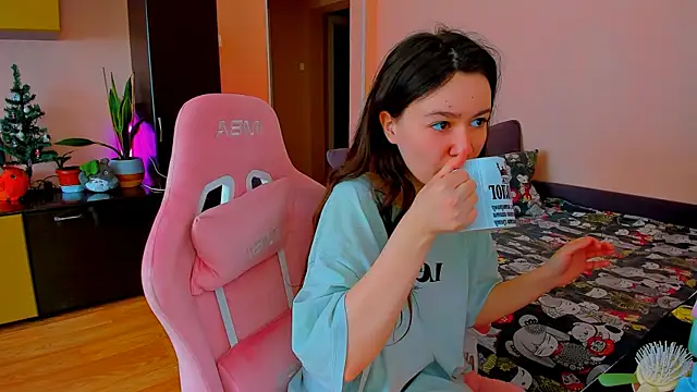 Snapshot of ameli_moon chatting on 26, 4, 2026 ameli moon online show from 26, 4, 2026